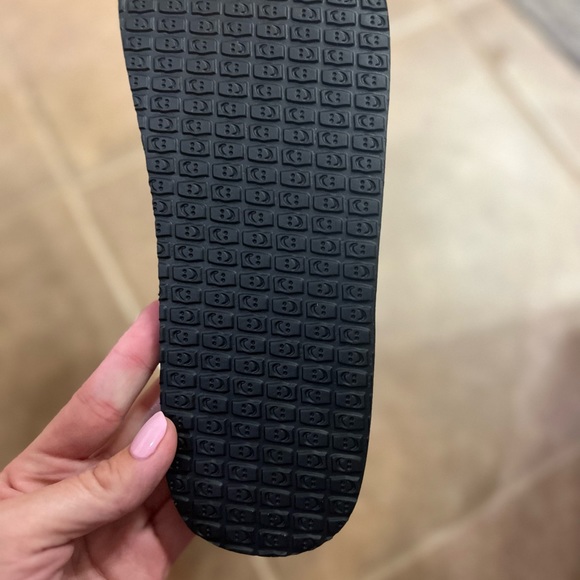 Sanuk Shoes Sanuk Yoga Mat Flip Flops Poshmark